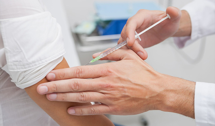Do you know how to use a needle-free syringe to inject insulin?